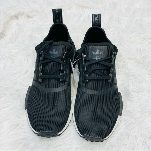 Adidas NMD R1 Core Black Cloud White - Picture 4 of 7
